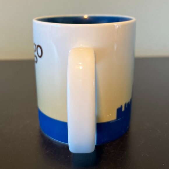 Starbucks Coffee  CHICAGO Collector Series Ceramic Mug ~ Water Tower ~ Skyline - Picture 5 of 10